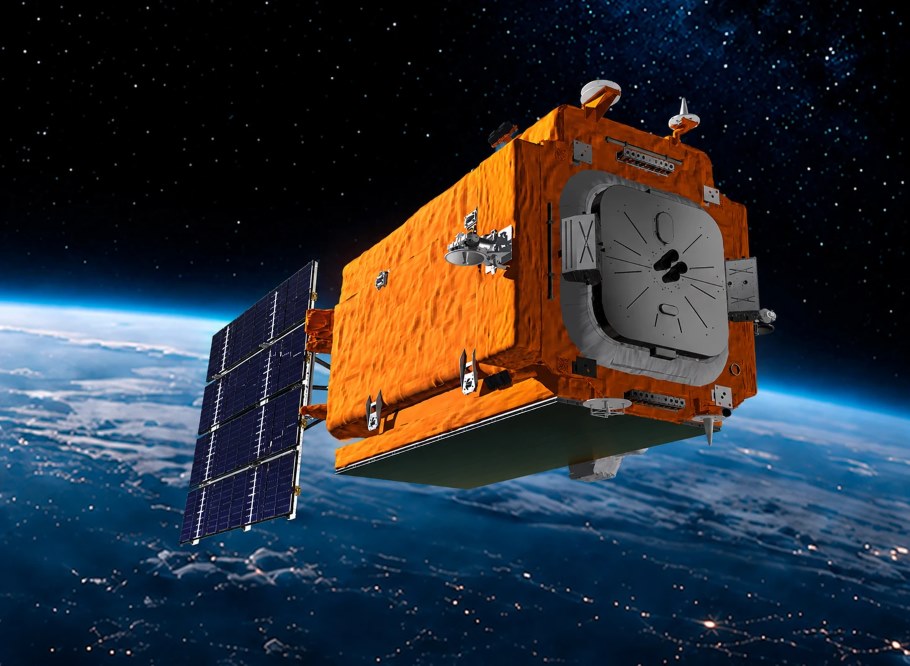 Космический аппарат «Обзор-Р» над Землёй